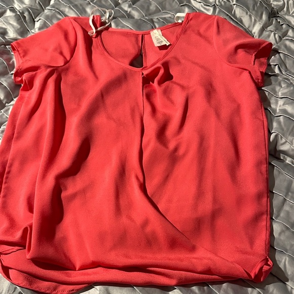 Toto Collection Tops - Chic Women's Coral Blouse